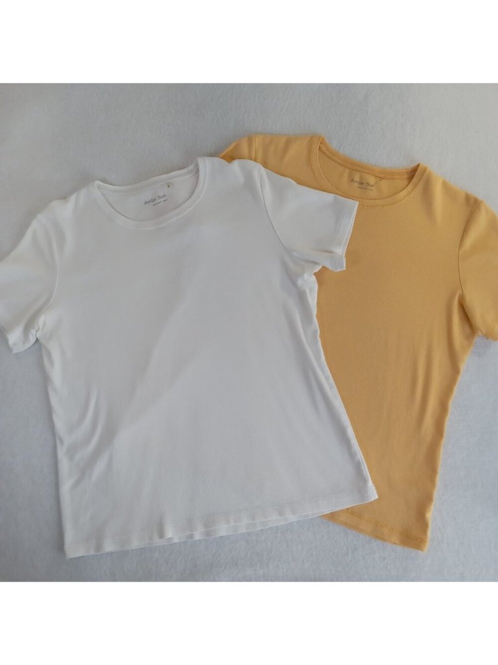 2 Amber Sun Womens Organic Cotton T-Shirts Short Sleeve LARGE White Yellow Gold